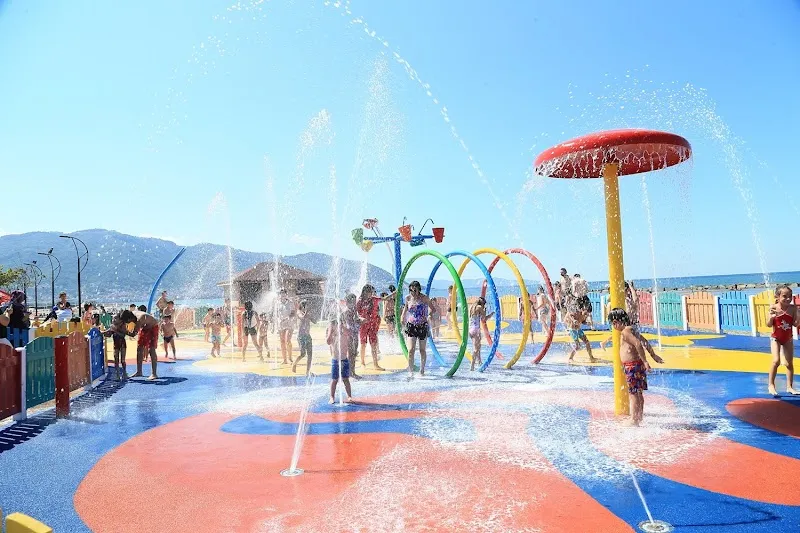 Büyükşehir Belediyesi Çocuk Su Parkı