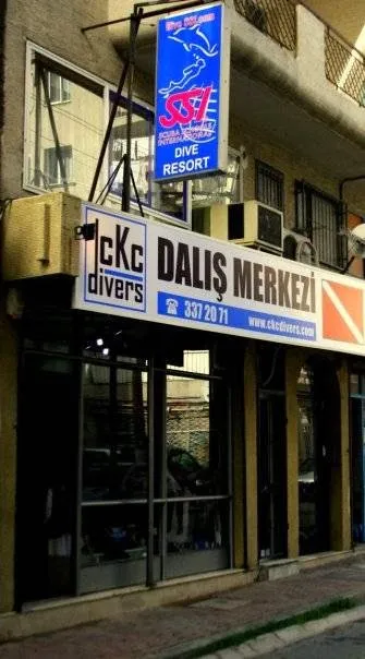 cKc Divers