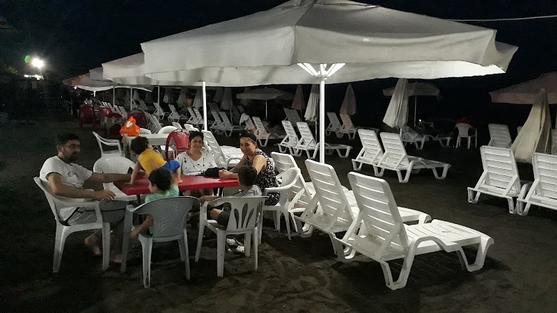 Adana'nın Saklı İncisi Ece Beach: Akdeniz'in Kucağında Huzurlu Bir Meltem