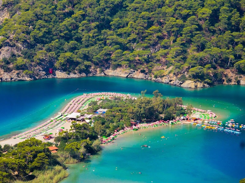 Muğla'nın Saklı Cenneti: Mavi Lagün Plajı'nda Unutulmaz Bir Tatil Rehberi