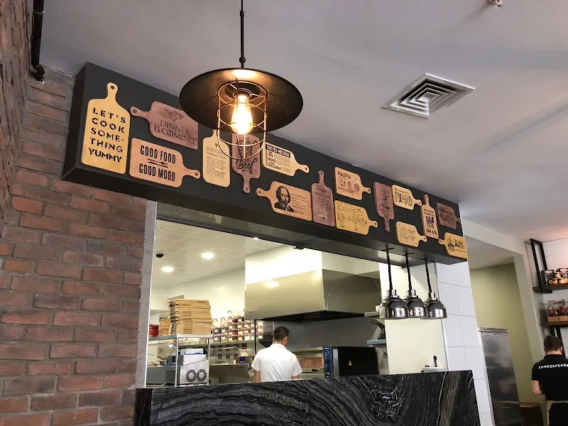 Mirart Coffee & Bistro