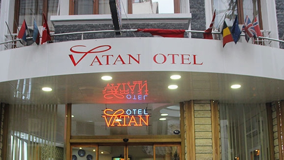 İzmir'in Ege Esintili Kıyısı: Vatan Otel Plajı'na Detaylı Bakış ve Güncel Rehber 2026